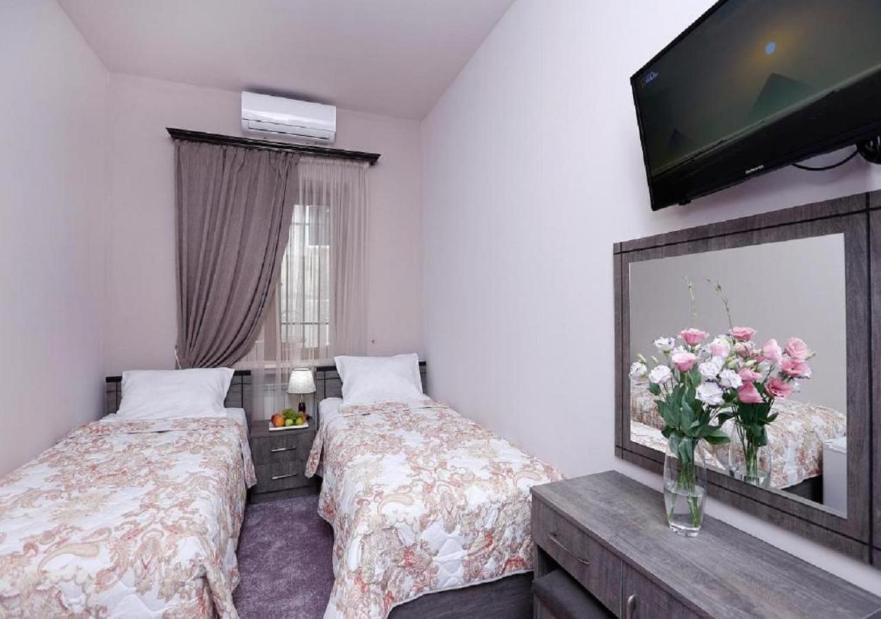 Guesthouse Jerevan Buitenkant foto